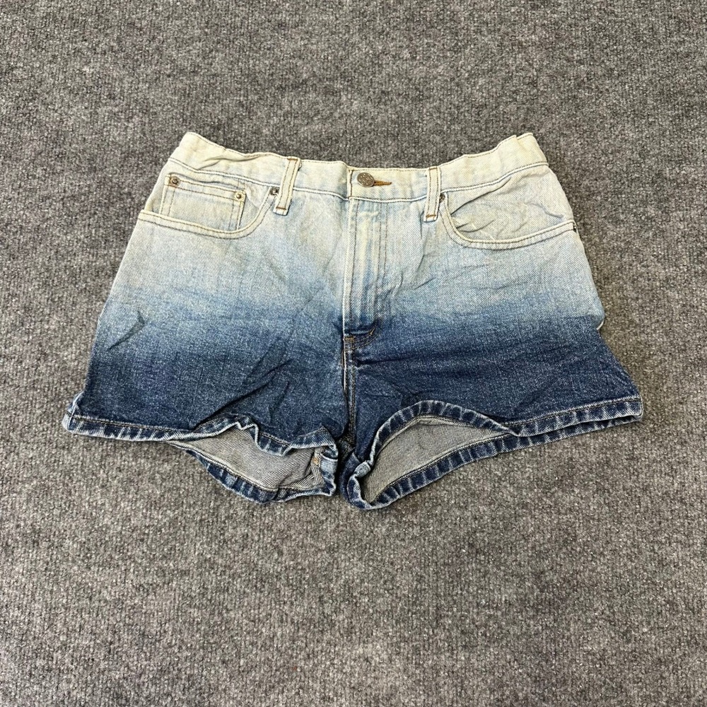 Arizona Jean Co. Shorts Womens Size 28 Blue Ombre Cotton Denim Casual Faded